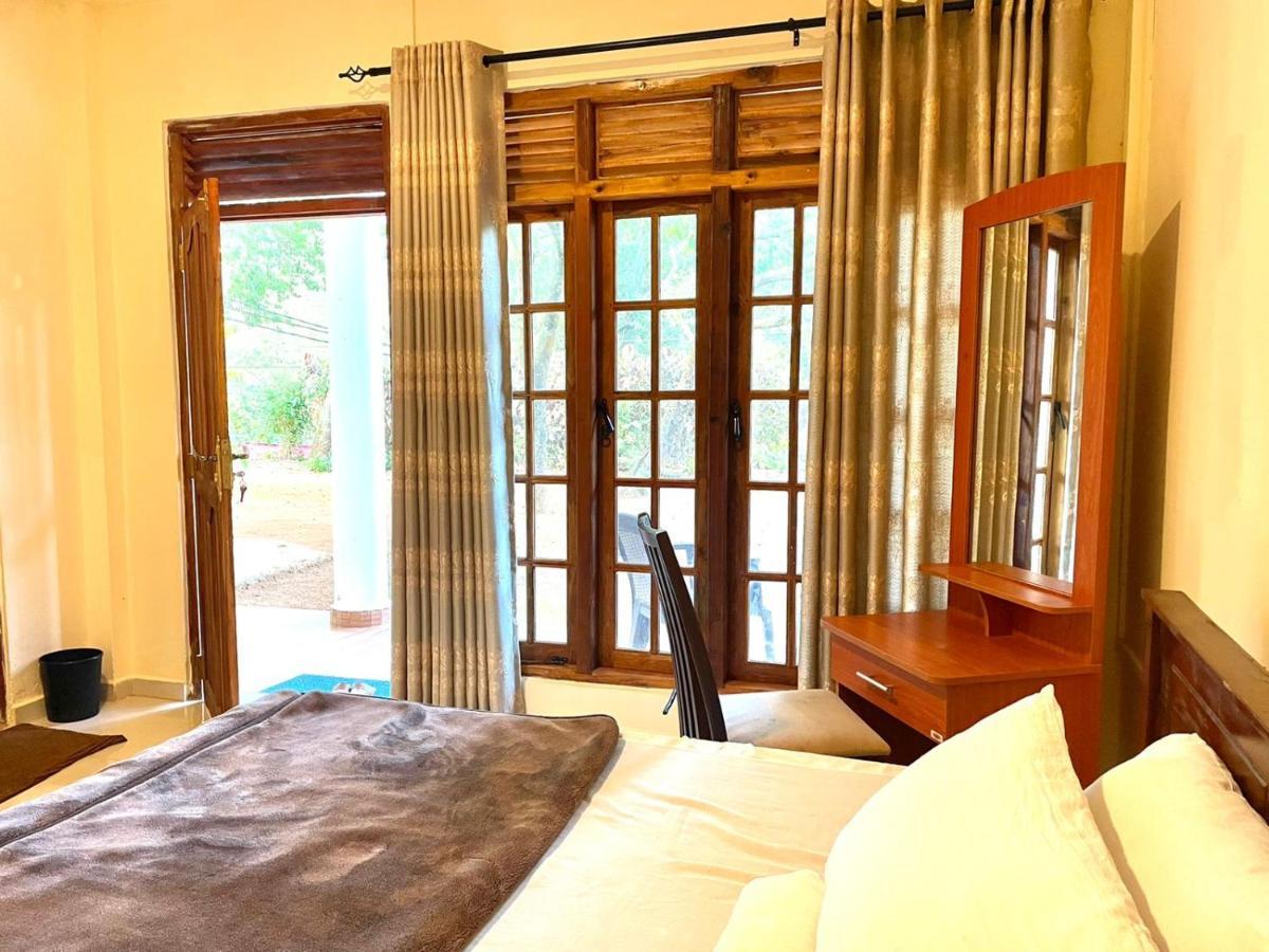 Hotel Mango Tree Nearest Adam'S Peak Nallathanniya Eksteriør billede