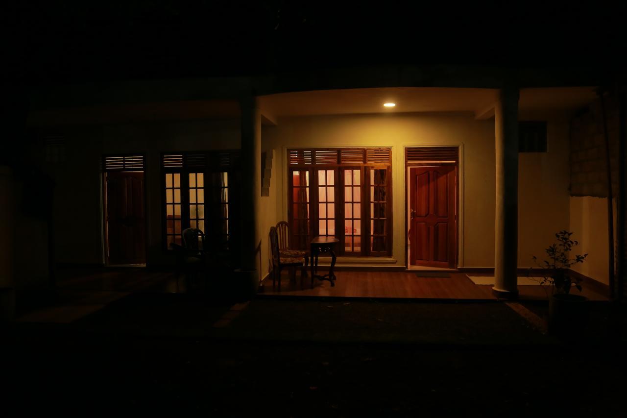 Hotel Mango Tree Nearest Adam'S Peak Nallathanniya Eksteriør billede